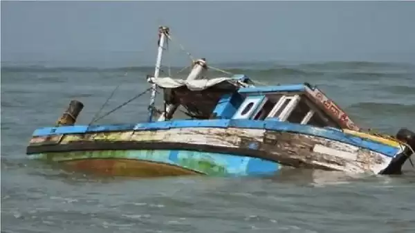 बड़ा हादसा : सैकड़ों यात्रियों से भरी नाव पलटी, 51 लोगों के शव बरामद