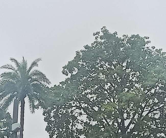 दिखने लगा यास का असर, बंगाल और ओडिशा में तेज हवाएं और बारिश शुरू: एनडीआरएफ अलर्ट